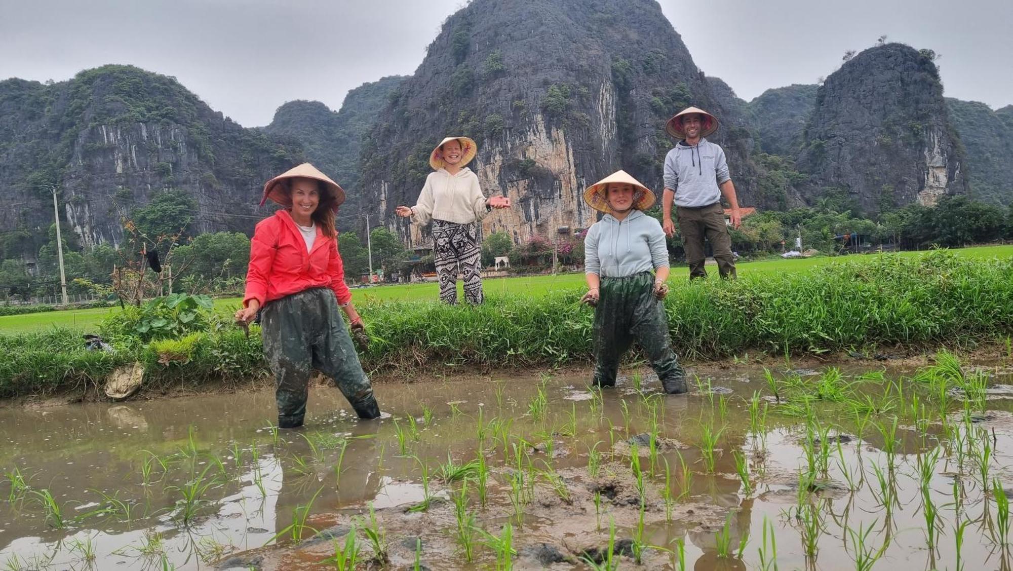 Phi Hung'S Unique Homestay Ninh Binh Exterior photo
